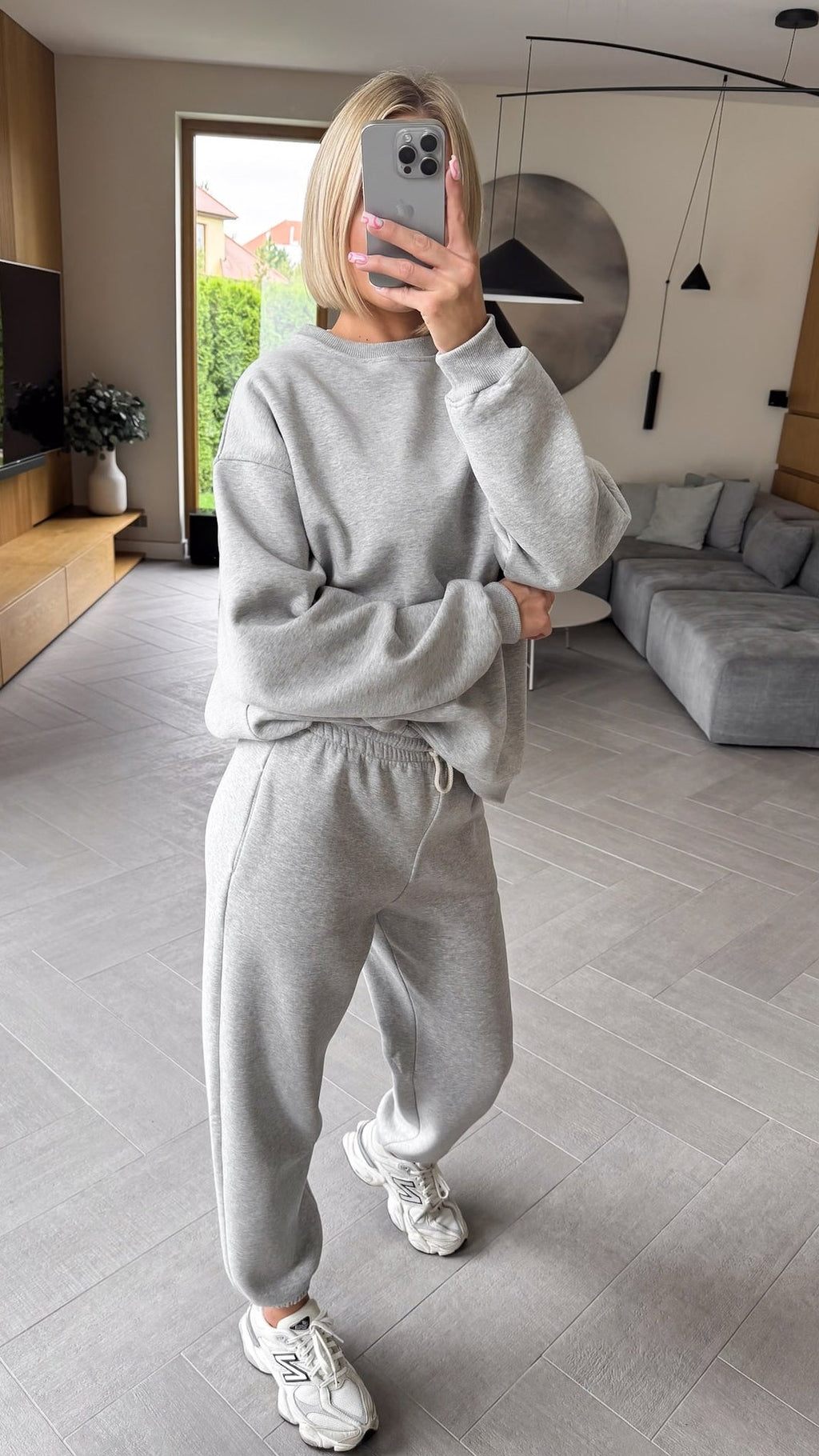 Conjunto holgado Vionza Warm Melange: comfort that envelops you.